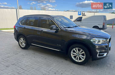 Внедорожник / Кроссовер BMW X5 2015 в 