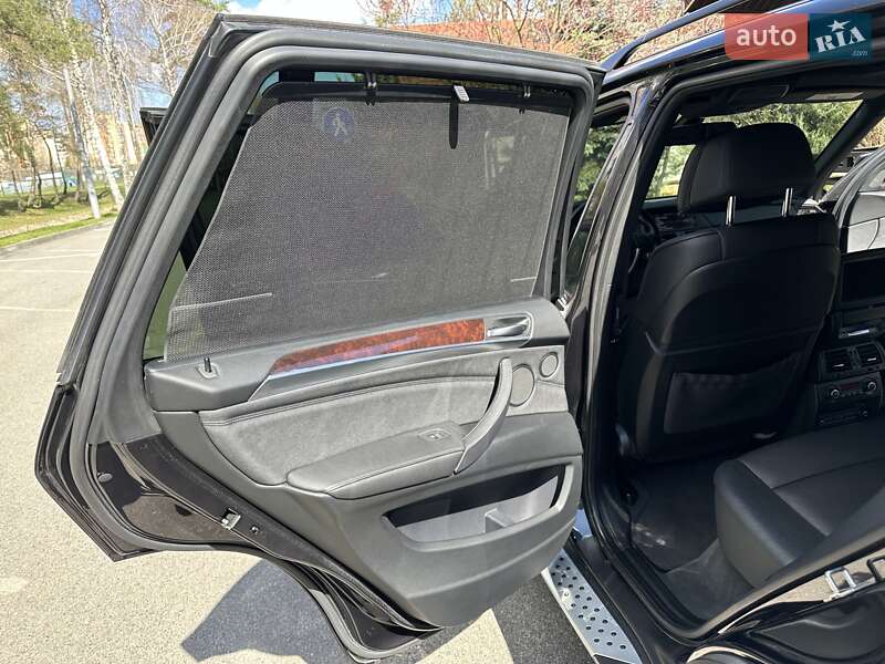 Позашляховик / Кросовер BMW X5 2011 в Києві