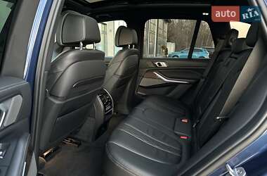 Позашляховик / Кросовер BMW X5 2019 в 