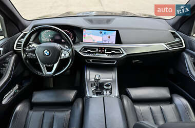 Позашляховик / Кросовер BMW X5 2018 в 