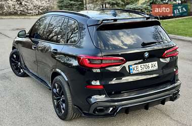 Позашляховик / Кросовер BMW X5 2018 в 