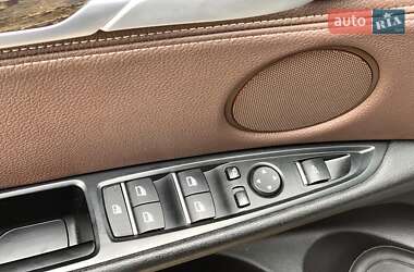Позашляховик / Кросовер BMW X5 2015 в 