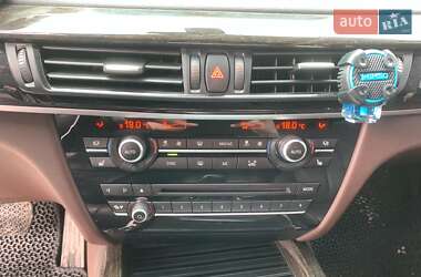 Позашляховик / Кросовер BMW X5 2015 в 