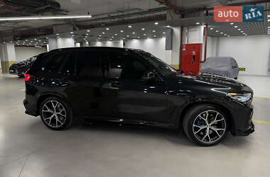 Позашляховик / Кросовер BMW X5 2019 в 