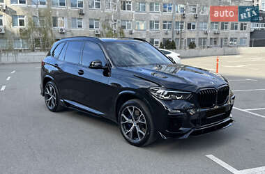 Позашляховик / Кросовер BMW X5 2019 в 