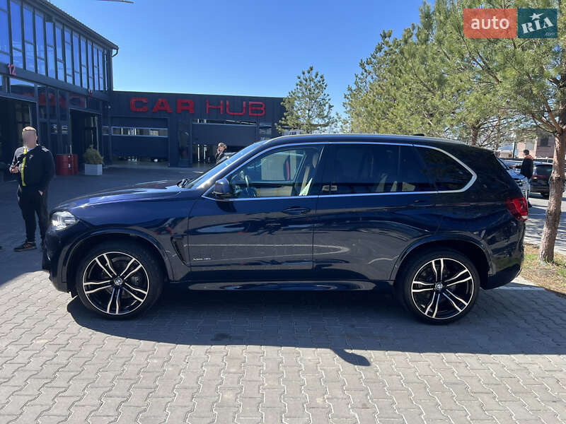 Внедорожник / Кроссовер BMW X5 2017 в Ровно