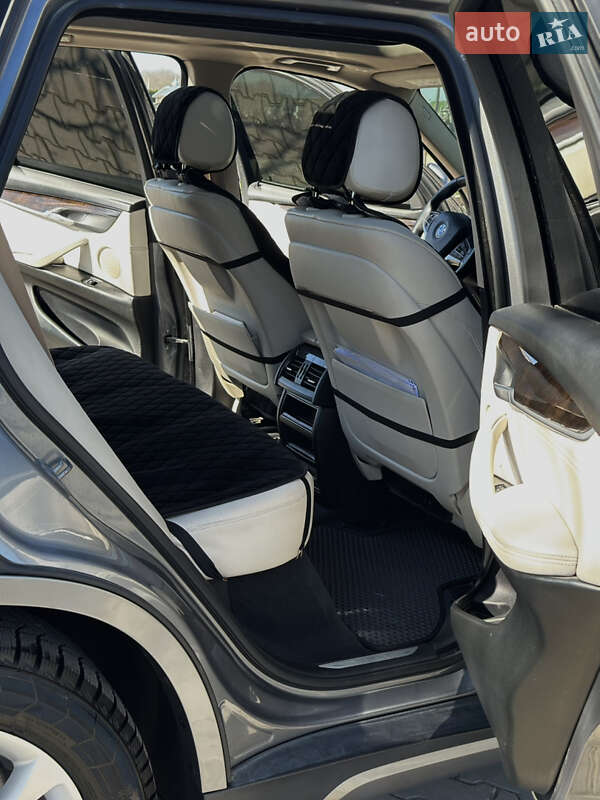 Позашляховик / Кросовер BMW X5 2013 в Івано-Франківську