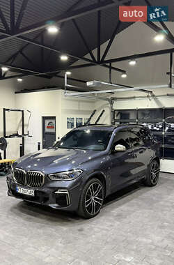 Внедорожник / Кроссовер BMW X5 2018 в 