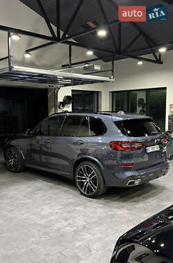 Внедорожник / Кроссовер BMW X5 2018 в 