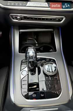 Внедорожник / Кроссовер BMW X5 2018 в 