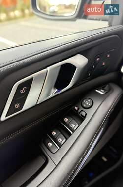 Внедорожник / Кроссовер BMW X5 2018 в 