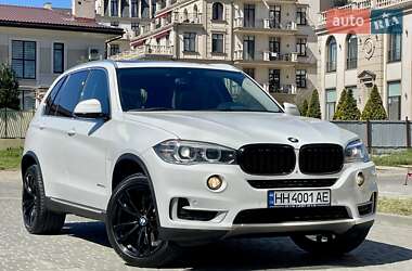 Позашляховик / Кросовер BMW X5 2016 в 