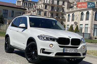 Позашляховик / Кросовер BMW X5 2016 в 