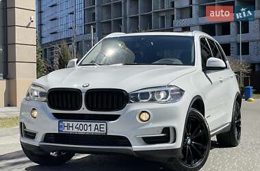 Позашляховик / Кросовер BMW X5 2016 в 