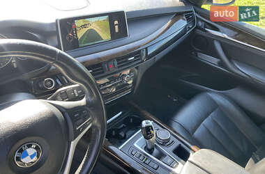 Внедорожник / Кроссовер BMW X5 2015 в 