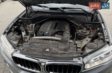 Позашляховик / Кросовер BMW X5 2014 в 
