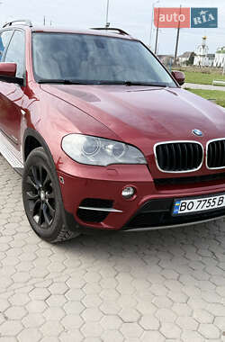 Позашляховик / Кросовер BMW X5 2011 в 