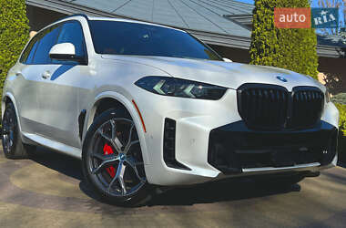 Внедорожник / Кроссовер BMW X5 2024 в 