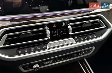 Позашляховик / Кросовер BMW X5 2019 в 