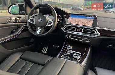 Позашляховик / Кросовер BMW X5 2019 в 