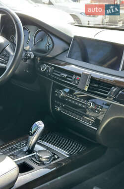 Внедорожник / Кроссовер BMW X5 2016 в 
