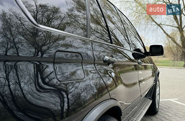 Позашляховик / Кросовер BMW X5 2006 в 