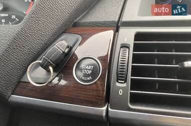 Позашляховик / Кросовер BMW X5 2011 в 