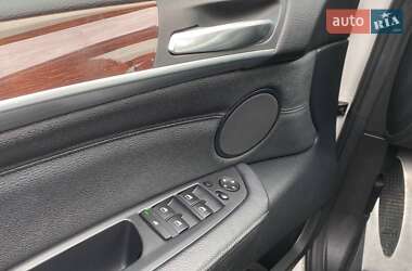 Позашляховик / Кросовер BMW X5 2011 в 