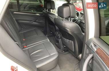 Позашляховик / Кросовер BMW X5 2011 в 
