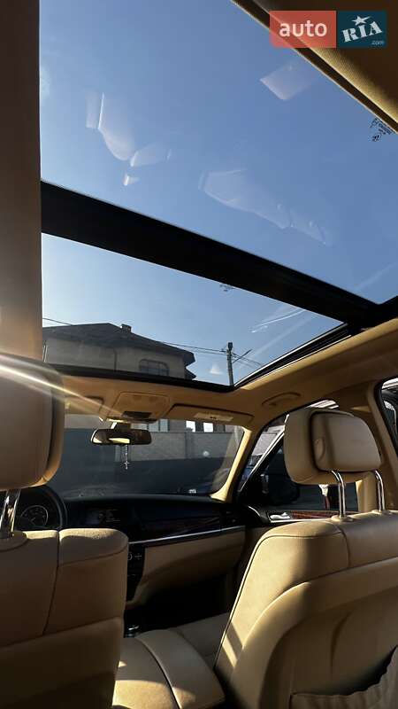 Позашляховик / Кросовер BMW X5 2011 в Івано-Франківську