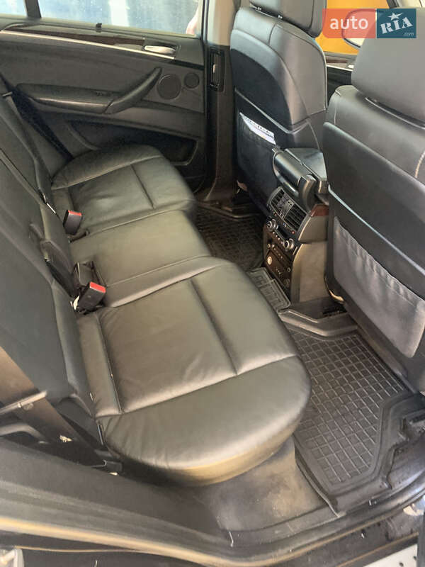 Позашляховик / Кросовер BMW X5 2009 в Одесі
