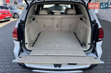 Внедорожник / Кроссовер BMW X5 2015 в 