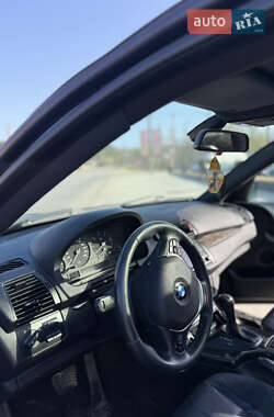 Позашляховик / Кросовер BMW X5 2004 в 