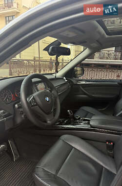 Внедорожник / Кроссовер BMW X5 2011 в 
