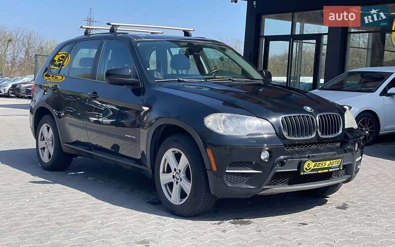 Позашляховик / Кросовер BMW X5 2011 в 