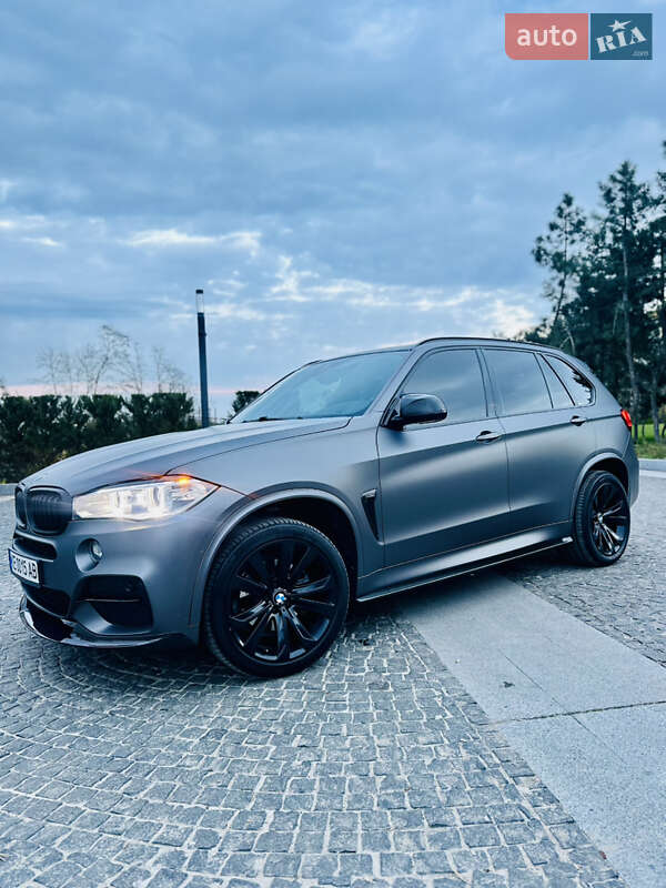 Внедорожник / Кроссовер BMW X5 2016 в Днепре