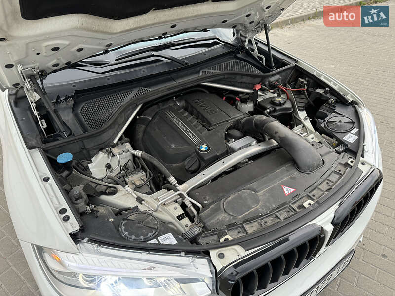 Внедорожник / Кроссовер BMW X5 2014 в Львове