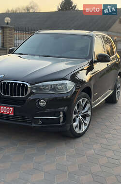 Позашляховик / Кросовер BMW X5 2014 в 