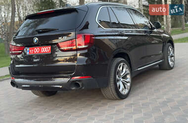 Позашляховик / Кросовер BMW X5 2014 в 