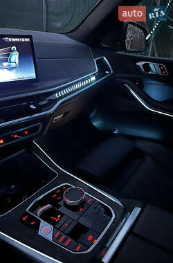 Позашляховик / Кросовер BMW X5 2023 в 