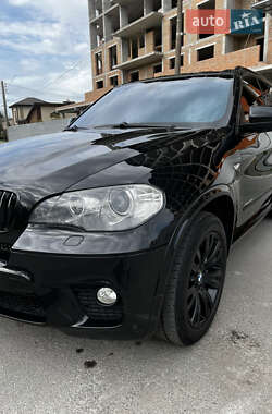 Позашляховик / Кросовер BMW X5 2010 в 