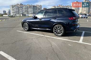 Внедорожник / Кроссовер BMW X5 2022 в 