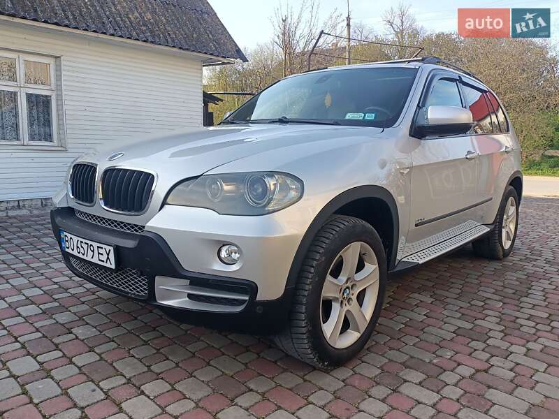 Позашляховик / Кросовер BMW X5 2008 в 