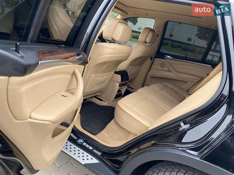 Позашляховик / Кросовер BMW X5 2013 в Бродах