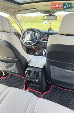 Внедорожник / Кроссовер BMW X5 2011 в 