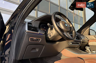 Позашляховик / Кросовер BMW X5 2019 в 