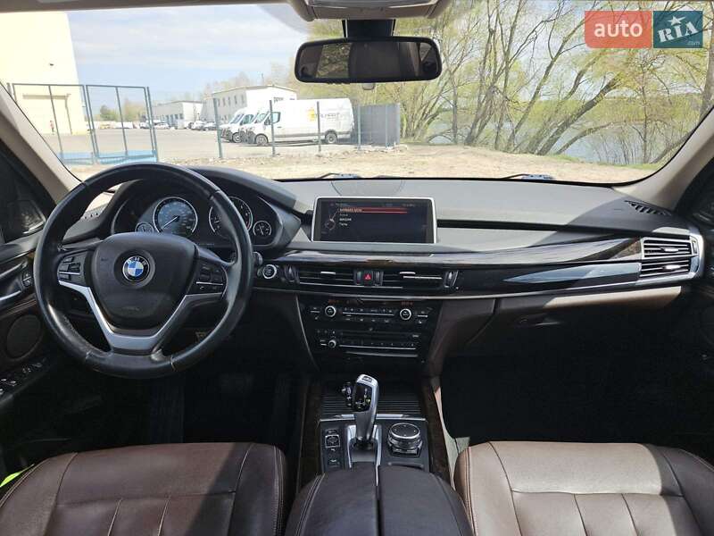 Позашляховик / Кросовер BMW X5 2015 в Києві