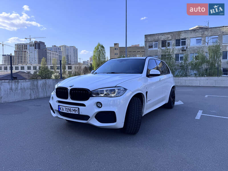 Позашляховик / Кросовер BMW X5 2014 в 