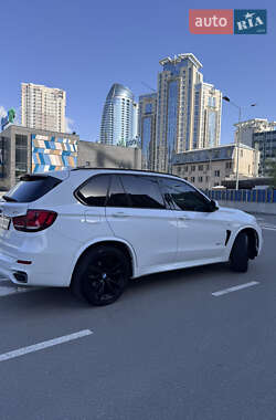 Позашляховик / Кросовер BMW X5 2014 в 