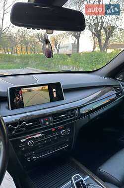 Внедорожник / Кроссовер BMW X5 2015 в 